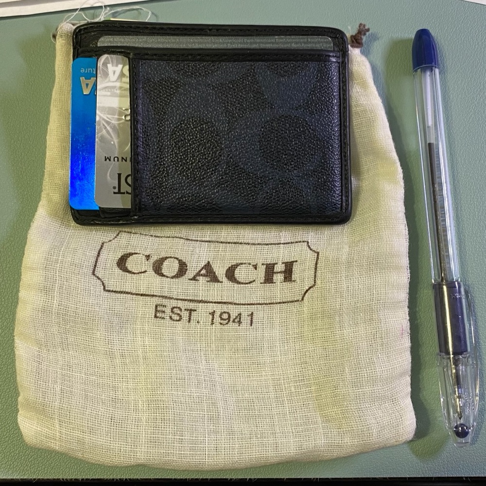 Men’s Coach card holder